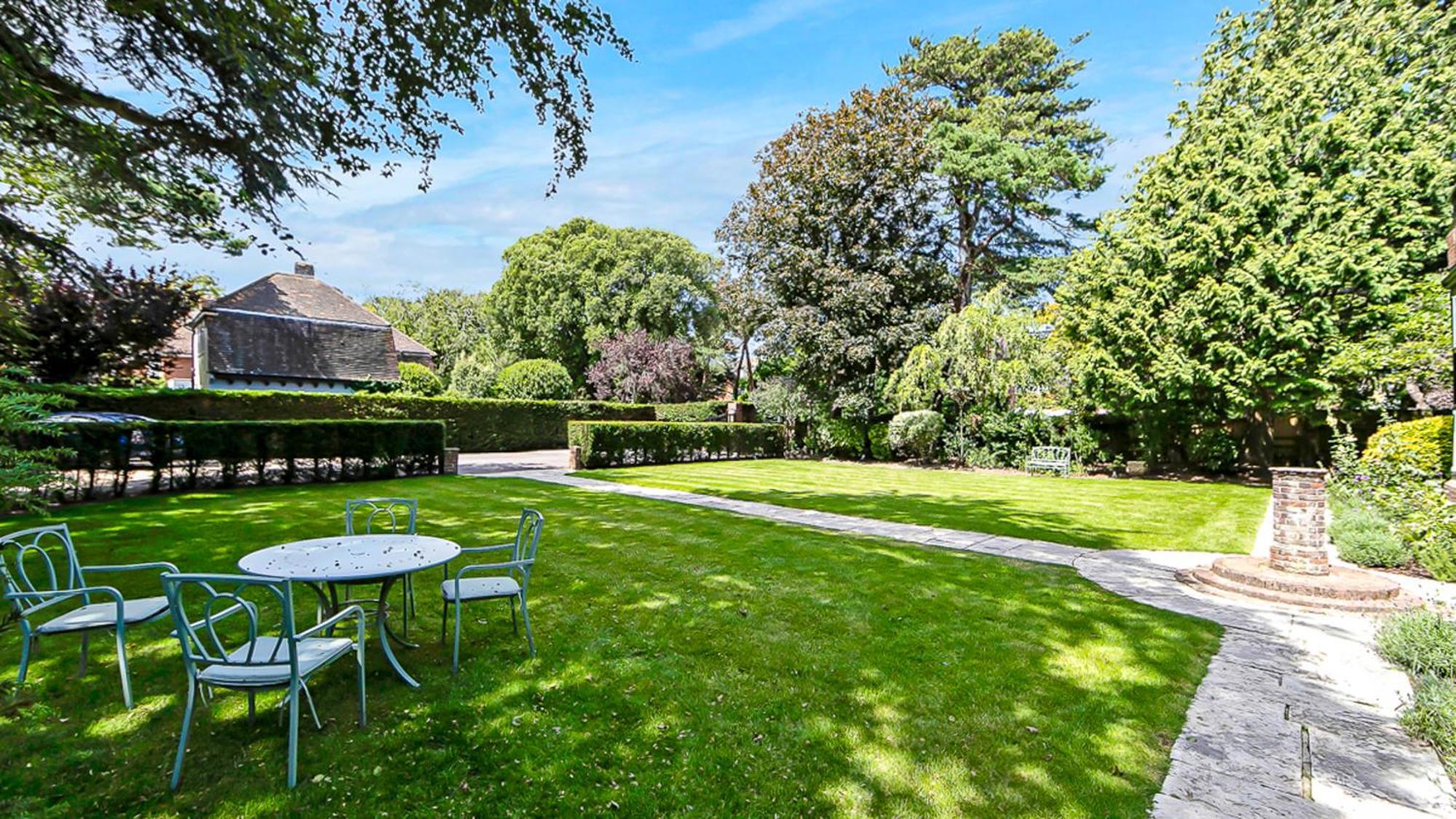Tudor Grange Bournemouth Exterior photo